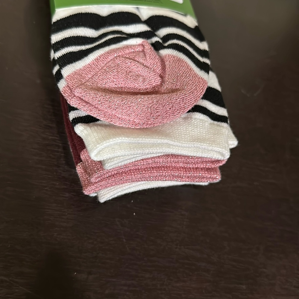 NWT Kate Spade kiss print socks - Picture 4 of 4